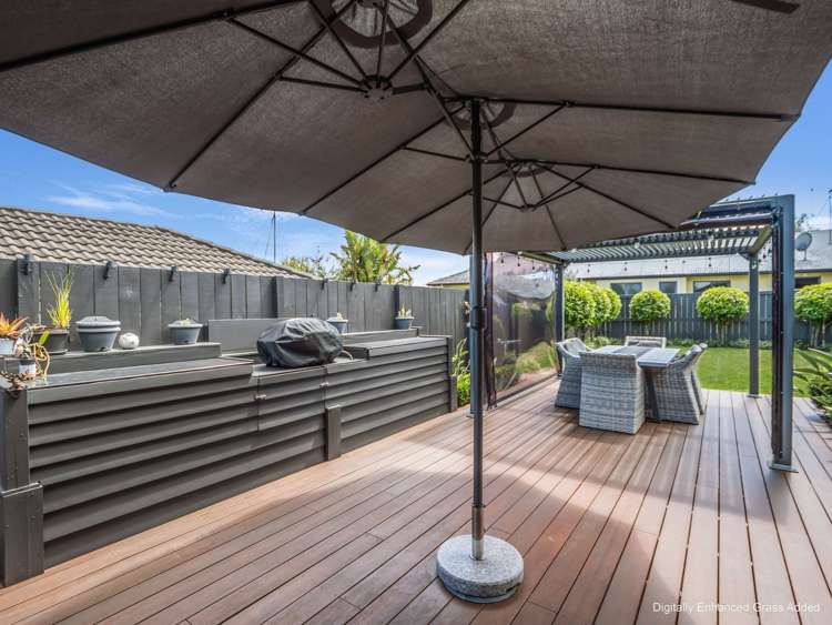 8 Farleigh Close Huntington_34