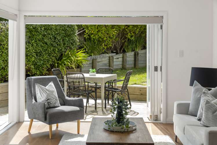 32 Hanlon Crescent Narrow Neck_1