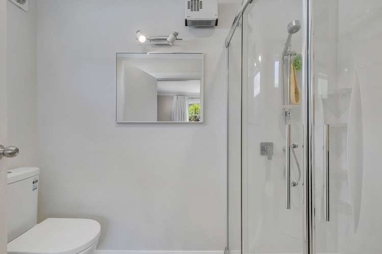 34 Lincoln Avenue Tawa_12