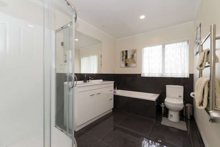 27 Milan Drive Glen Eden_16