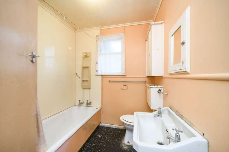 113 Makino Road Feilding_11