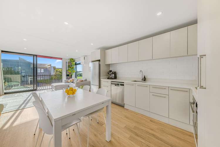 13a Nugget Avenue Hobsonville_9