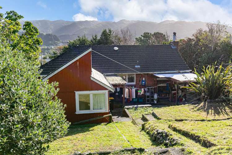 20 Tremewan Street Tawa_22