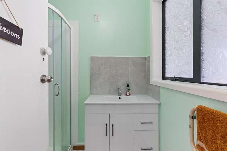 1/68 Acacia Avenue Upper Riccarton_11