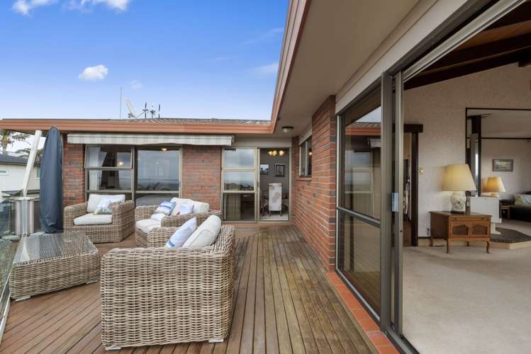 31 Ridge Road Waiake_10