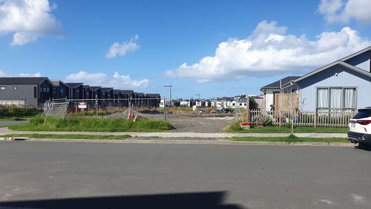 76 Symes Drive Red Beach_2