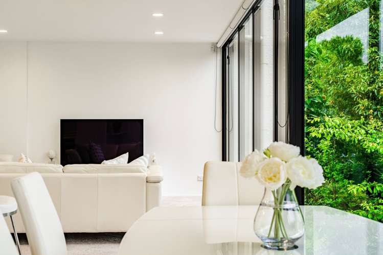 16/7 Cliff Road Saint Heliers_14