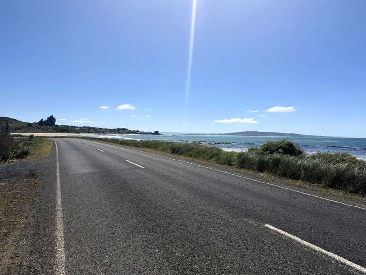 24 The Nuggets Road Kaka Point_13