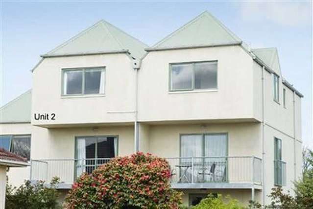 2/208 Strickland Street Sydenham_4