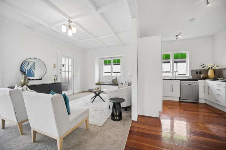 51 Taunton Terrace Blockhouse Bay_10