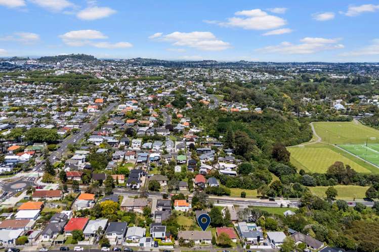 16 Westmere Crescent Westmere_11