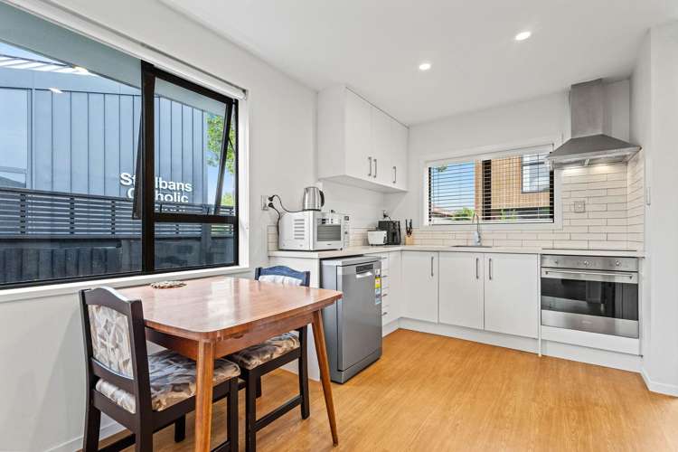 60B Somme street St Albans_5