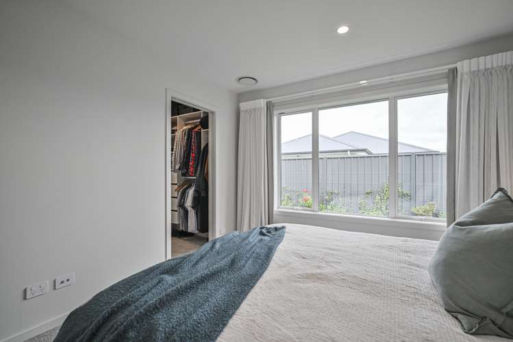 9 Meech Way Frimley_8