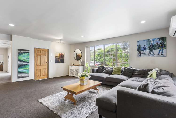 98 Hill Road The Gardens_18