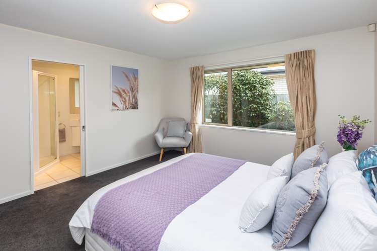 6 Len Hale Place Parklands_7