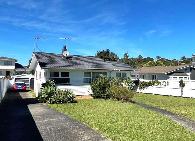 43 Hilling St Titirangi_1
