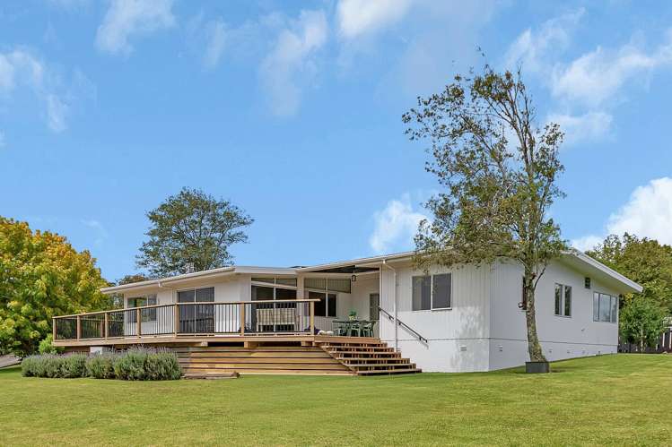 99 Fisher Terrace Te Kamo_1