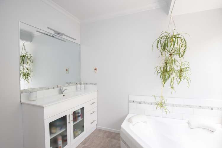 10 Arapito Street Ngatea_11