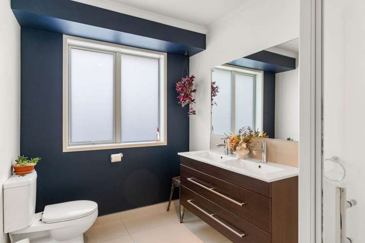 1096e Awhitu Road Pollok_11