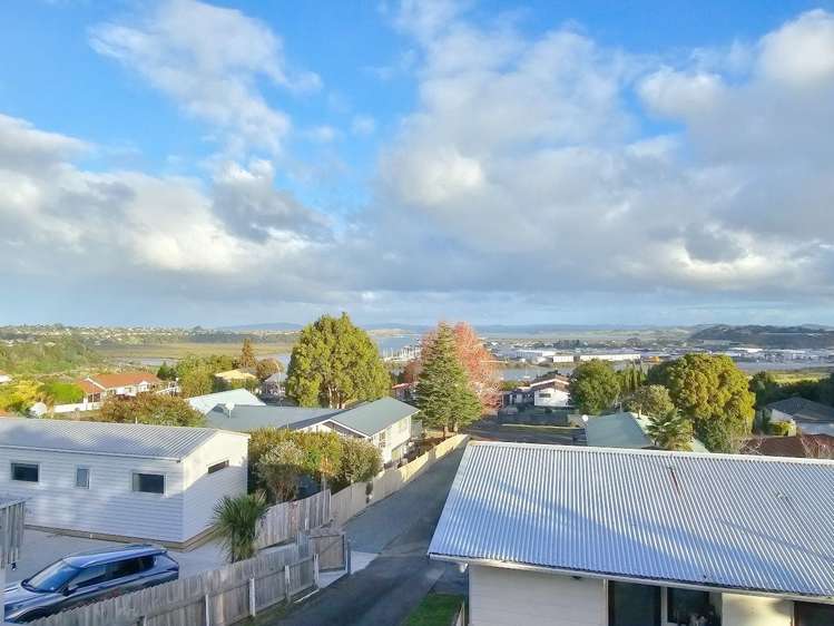 35B Eureka Place Parahaki_5