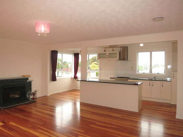 7 Rayma Place Mount Wellington_4