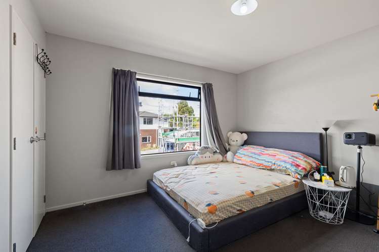 15a Greensboro Street Hamilton East_11