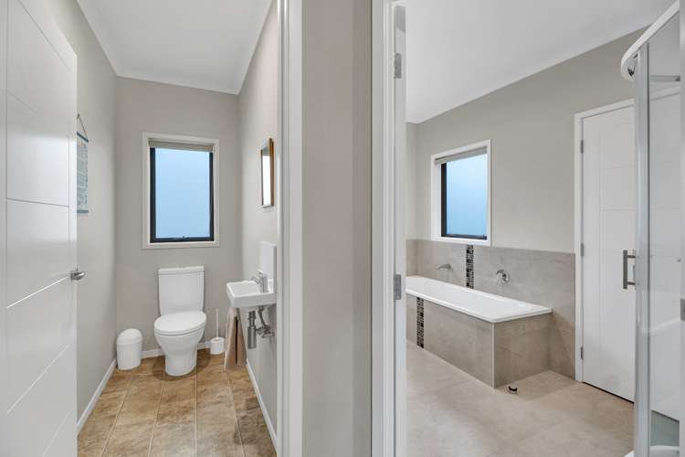 2 Manurau Crescent Merrilands_20