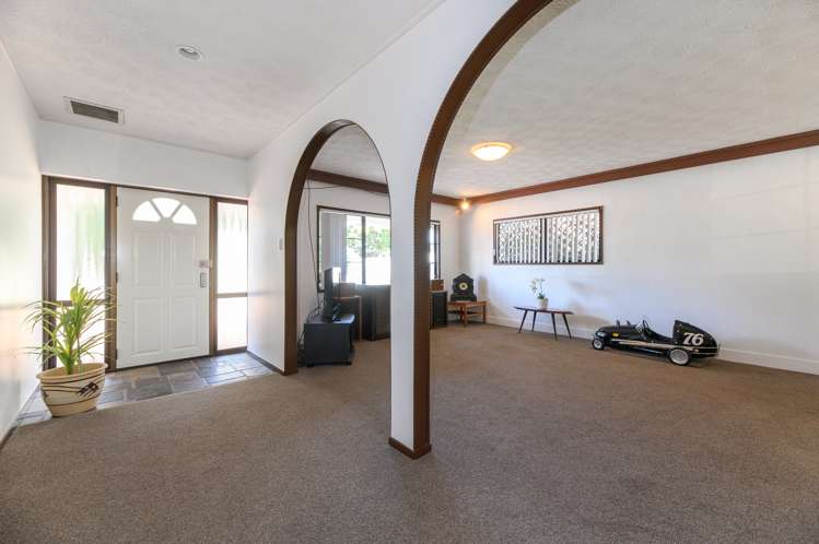 1 Tropicana Drive Mount Roskill_11