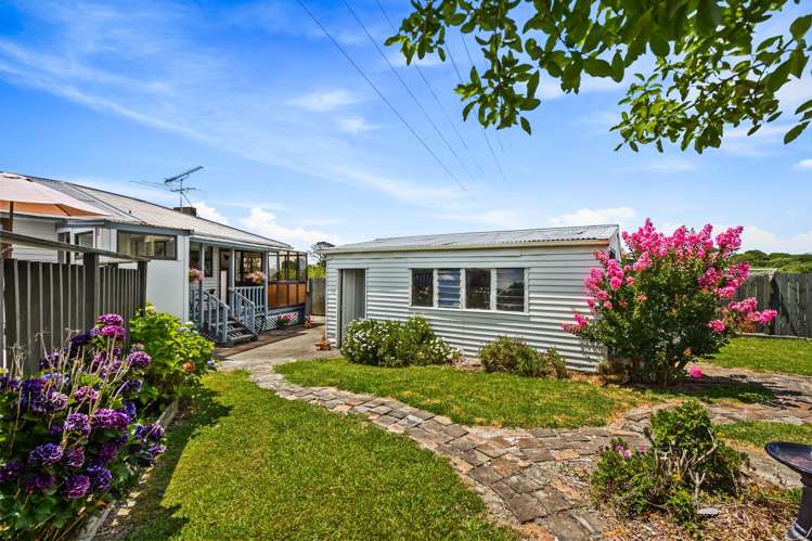 83 Glen Marine Parade Glendene_16