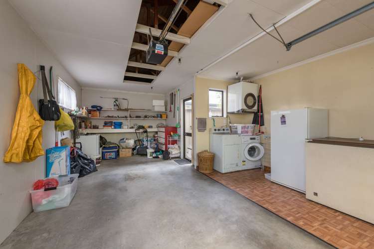 2 Andrew Street Stoke_18