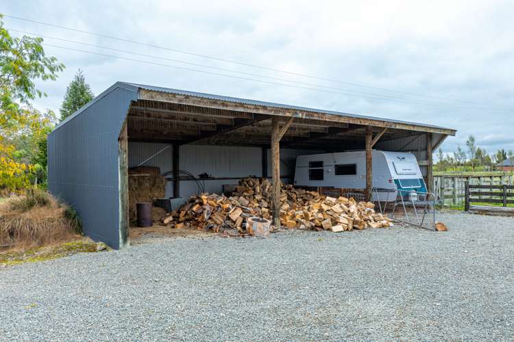 54 Longbeach Road Willowby_14