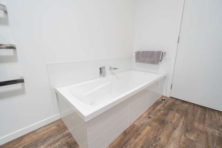 28 Burnby Drive Te Anau_13