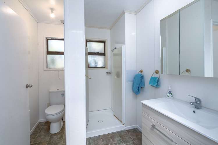 67 Whangaimoana Beach Road Pirinoa_17