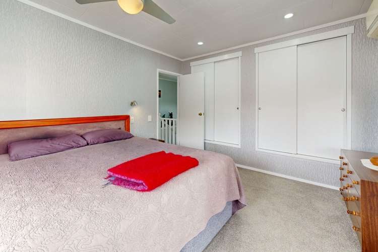 7 West Crescent Te Puru_12