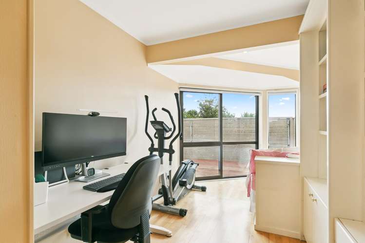 7b Becker Way Karori_13