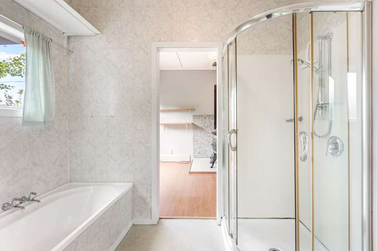 47 Hamilton Road Surfdale_19