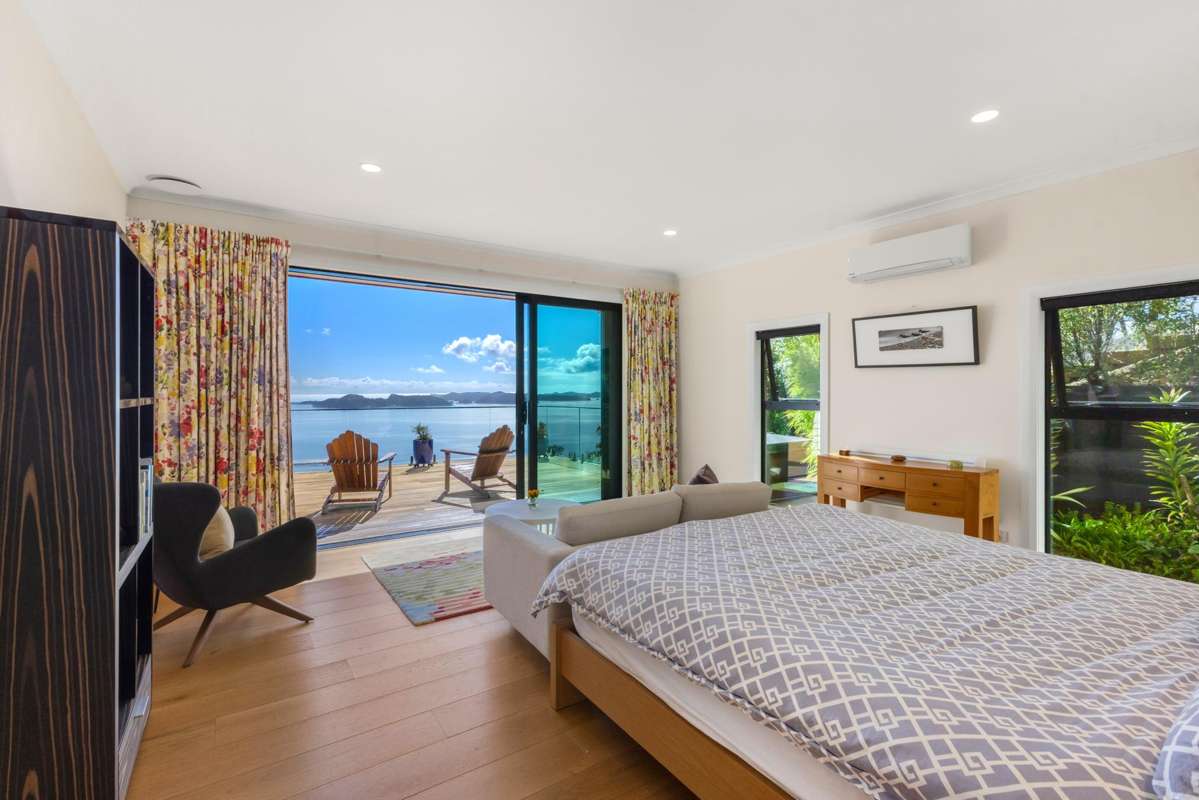 47 and 49 Russell Heights_4