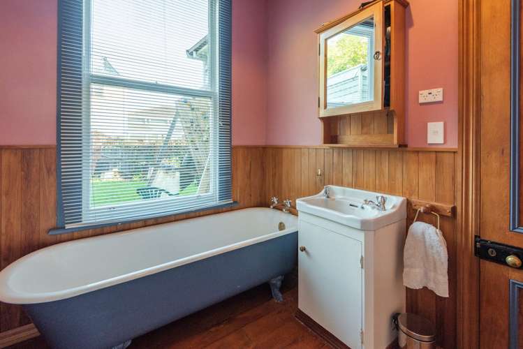 20 Iwa Road The Wood_9