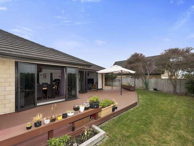 2 Ebony Court Rototuna North_1