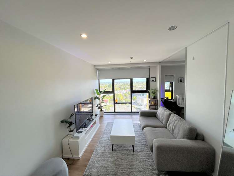 709/20 Mccrae Way New Lynn_2