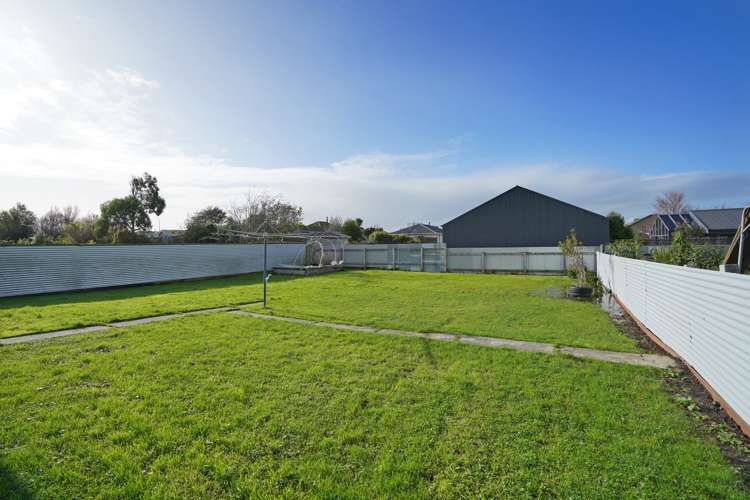 26 Dyson Street Strathern_18