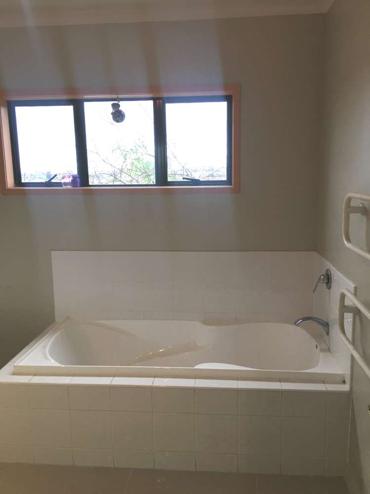 23 Seabrook Avenue New Lynn_6