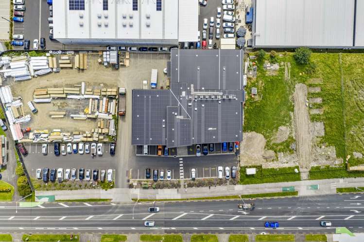 98 Hobsonville Road Hobsonville_14