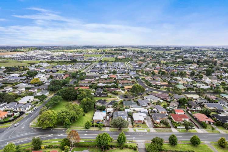 2/4 Lionel Sharp Place Pukekohe_21