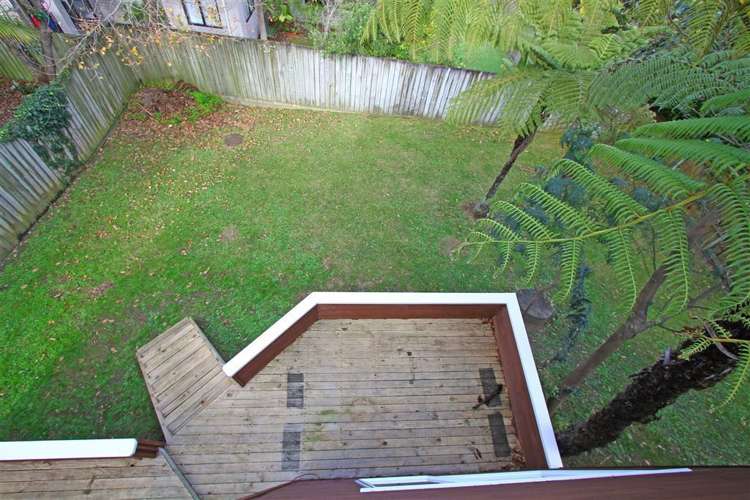 2/418 Beach Road Mairangi Bay_4