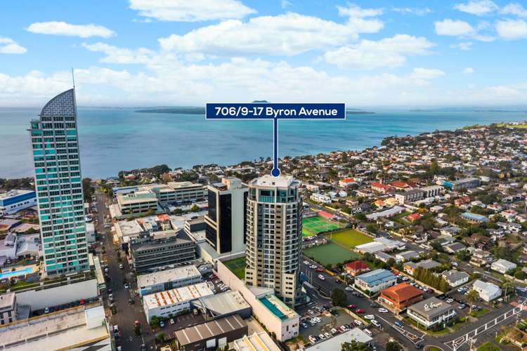 706,9-17 Byron Avenue_0