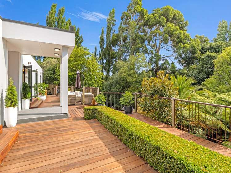 76 Moffat Drive Lincoln_29