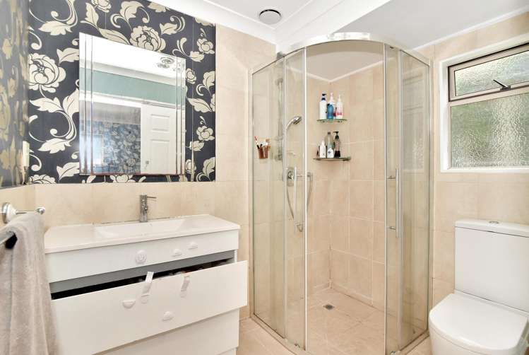 180 Carlton Street Bellevue_9