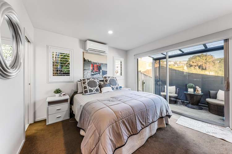 2/12 Browns Bay Road Rothesay Bay_9