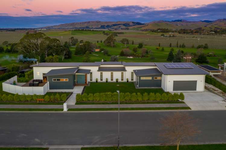 109 Marlborough Ridge Drive Fairhall_1